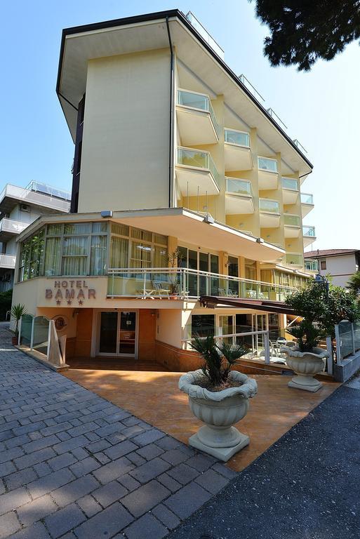 Hotel Bamar Пинарелла Экстерьер фото